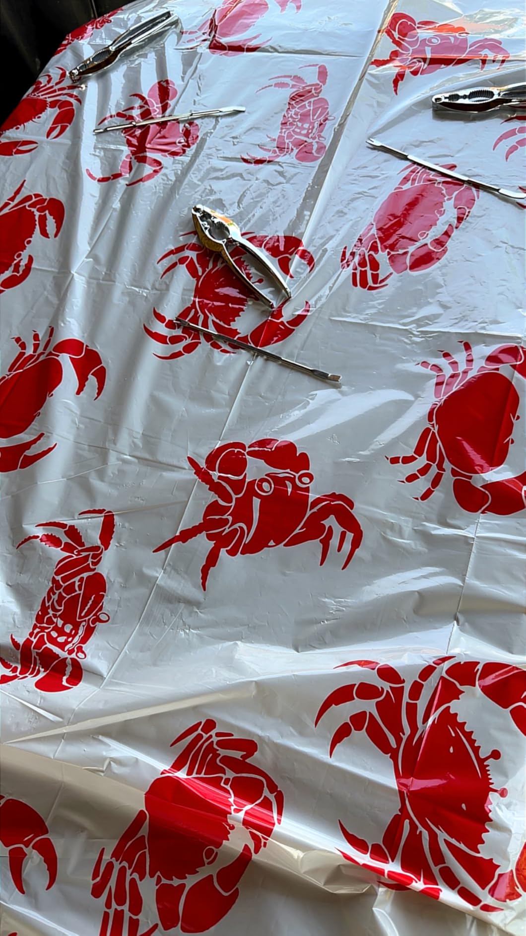 20-Pack Crab Crackers and Tools Set,Seafood Boil Party Supplies Includes 6 Crab Crackers, 6 Lobster Shellers, 6 Crab Leg Forks/Picks and 2 Seafood Scissors & Black Storage Bag - Nut Cracker Set customer photo 1