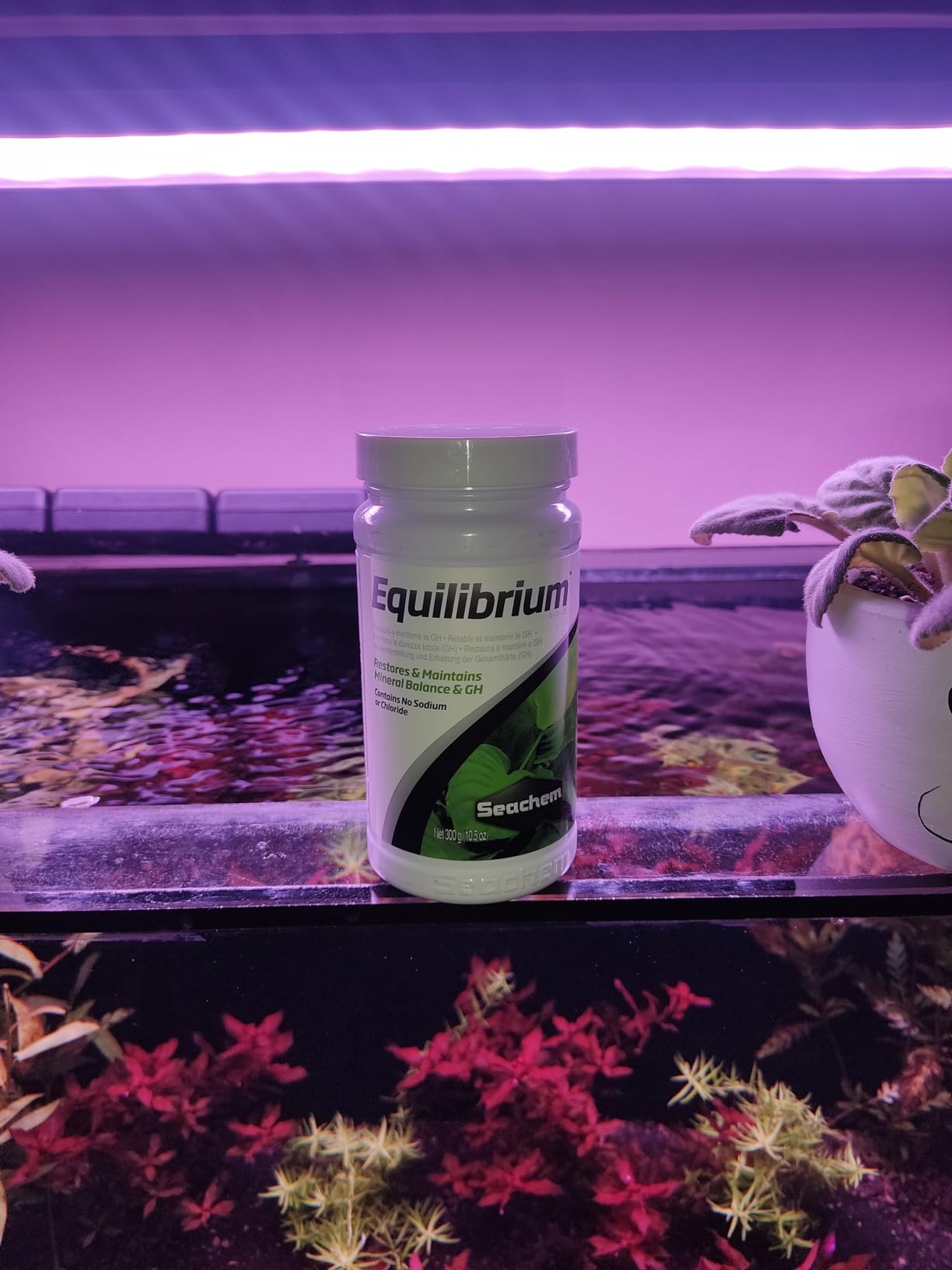 Seachem Equilibrium 300 g / 10.6 oz customer photo 1