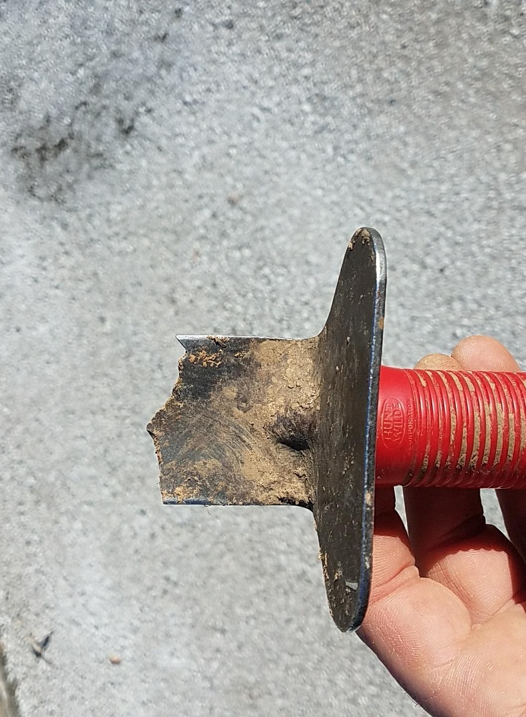 Standard Lesche Digging Tool & Sod Cutter (Right Serrated Blade) customer photo 1