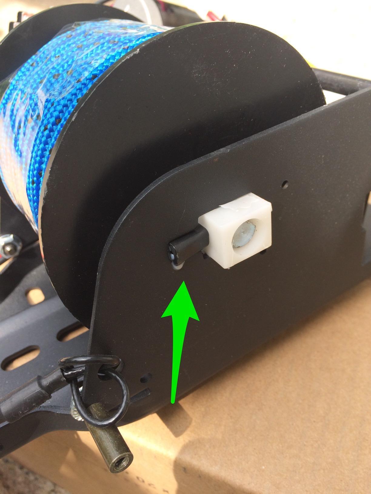 Camco TRAC Outdoors Pontoon 35-G3 Electric Boat Anchor Winch - Easy-to Operate & Features a High-Efficiency, 12-Volt DC, All Steel Gear Motor & 100-feet Pre-Wound Double-Braid Anchor Rope (69003) customer photo 2