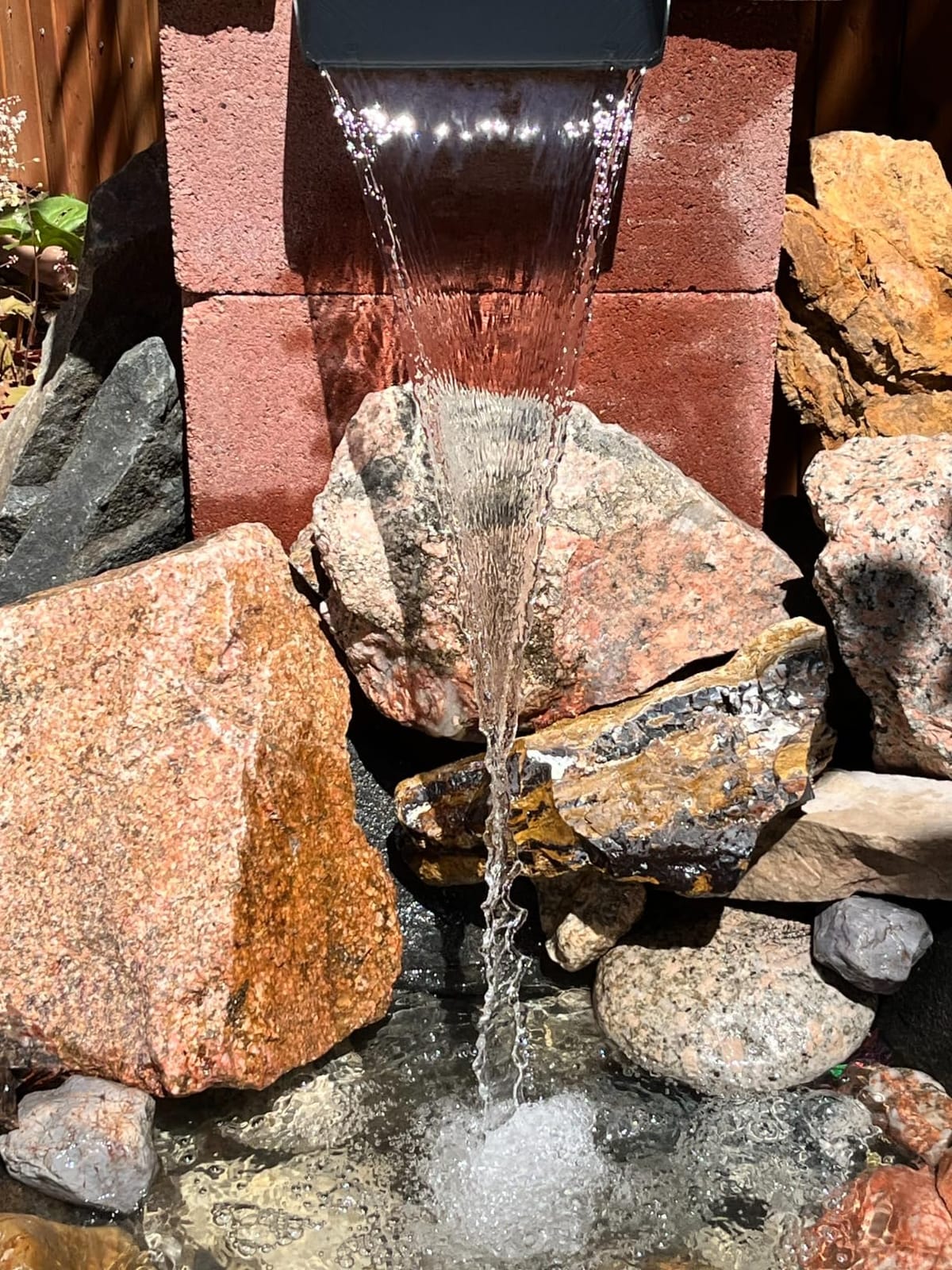 Danner Manufacturing, Inc., ProLine Pro1000 Pond Waterfall Box, 02477 customer photo 2