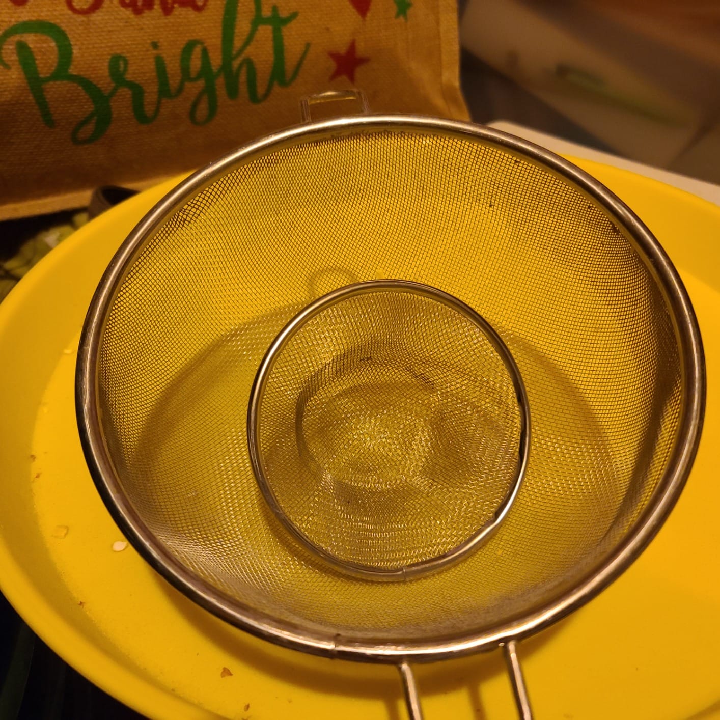 SE 13.25 Inch Wide Stackable Classifier Gold Prospecting Pan - 1/8 Inch Stainless Steel Mesh Sifting Pan, Green customer photo 2