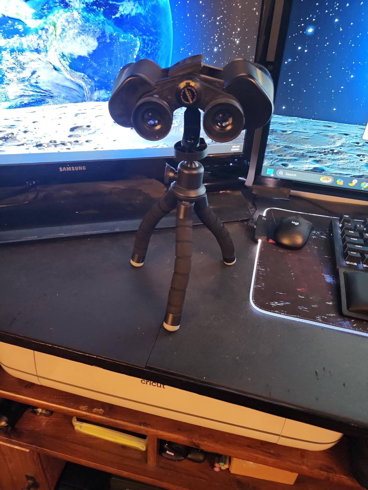 Bushnell Binoculars Tripod Adapter for Tripods & Window Mounts, Black customer photo 2