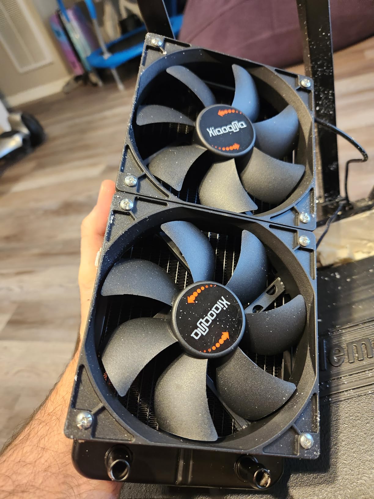 Coleman Xtreme Rolling Cooler with Wheels, Extra-Walled Insulation Keeps Ice up to 5 Days, Portable Wheeled Hard Chiller customer photo 2