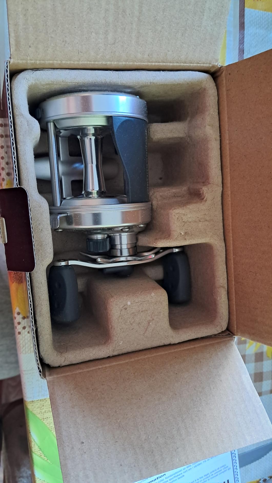 Abu Garcia Ambassadeur S Baitcast Round Fishing Reel customer photo 2