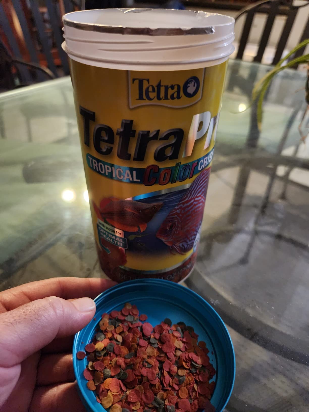 TetraPro Tropical Color Crisps Fish Food, 7.41 oz customer photo 2