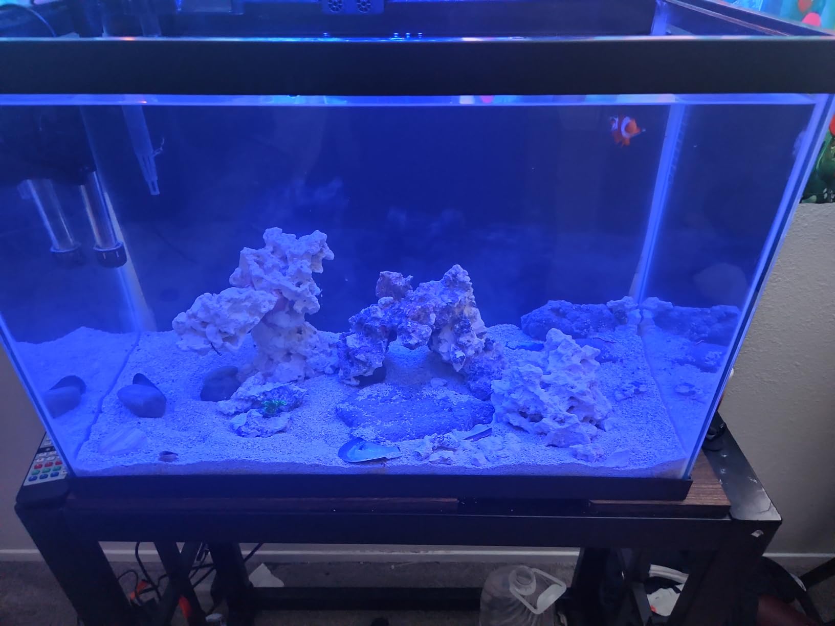 Two Little Fishies AquaStik Red Live Rock Epoxy Putty for Aquariums, 4 oz customer photo 1