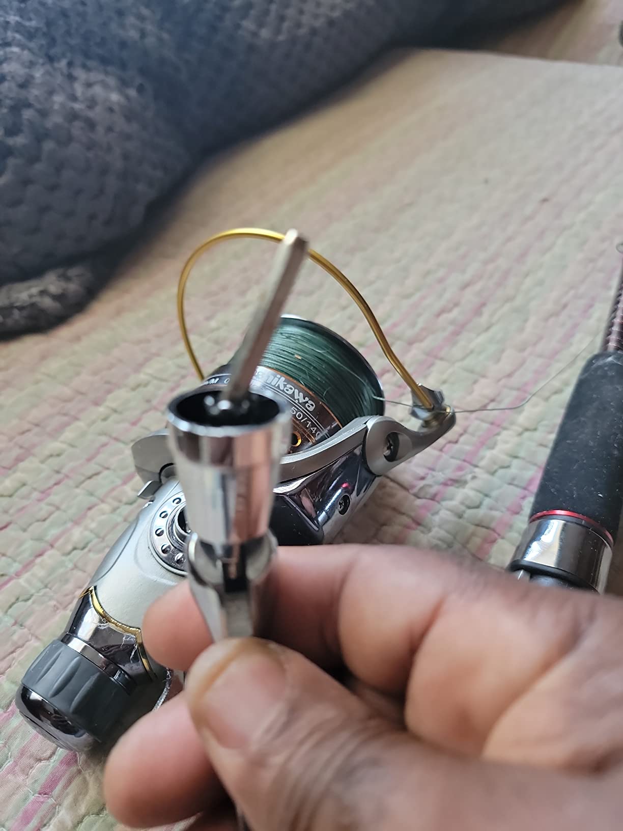 Yoshikawa Baitfeeder Spinning Reel Fishing 5.5:1 11 High Power Stainless Ball Bearings 30Lb Drag Right Left Hand Saltwater Freshwater Reversible Front Rear Drag Live Liner 3000-6000 customer photo 2