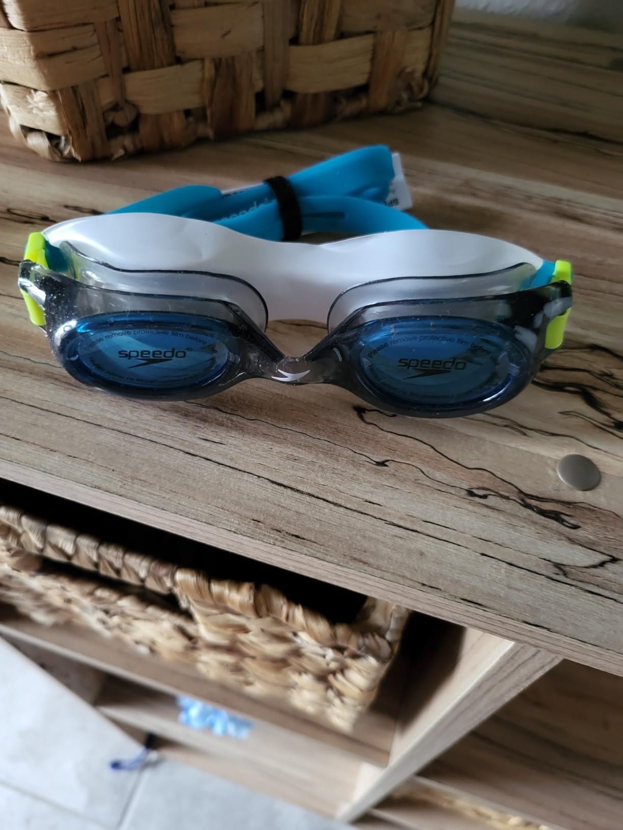 Speedo Unisex-child Swim Goggles Hydrospex Ages 6-12 customer photo 1