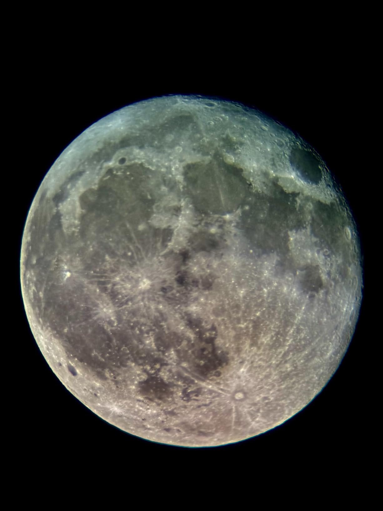 Celestron AstroMaster 102AZ ShortTube Refractor Telescope WideField Viewing customer photo 1