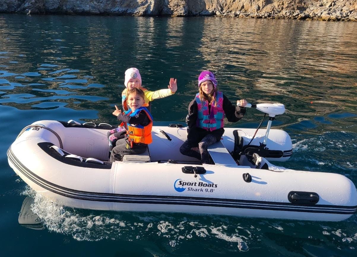 Shark 9.8' Inflatable Sport Boat | Aluminum Floor Dinghy with Durable Heat-Welded PVC | 5 Person Inflatable Dinghy | 15HP Motor Ready customer photo 1