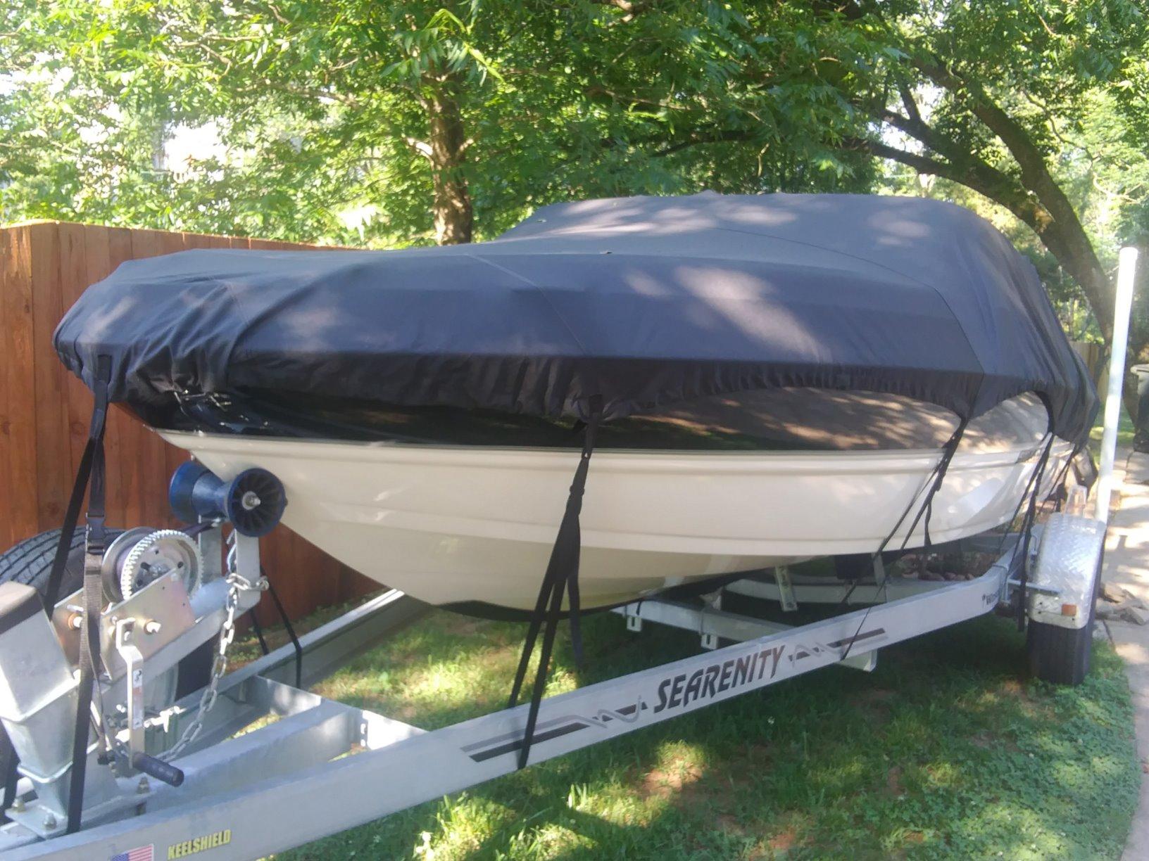 MSC Heavy Duty Waterproof Boat Cover, Trailerable Oxford Polyester Cover for V-Hull, Tri-Hull, Runabout, Fishing and Bass Boats (Model D - Length:17'-19' Beam Width: up to 96