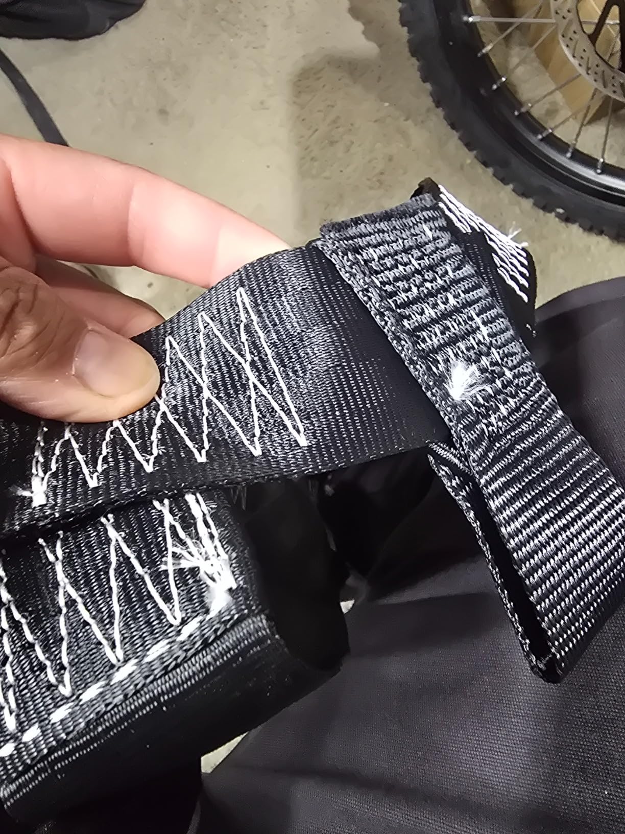 MOTO4U Universal Motorcycle Rear Wheel Tie Down Strap in Black customer photo 1