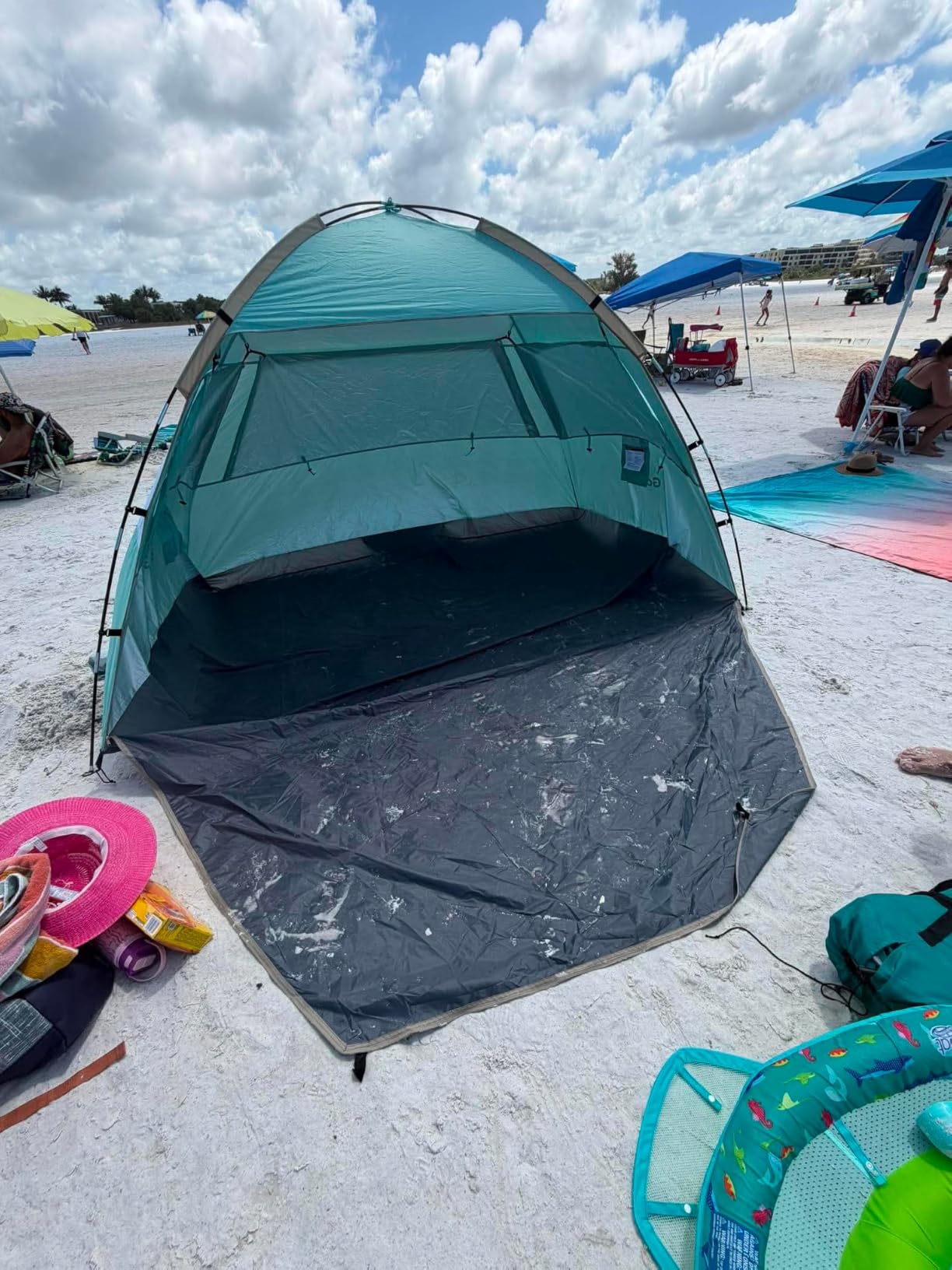 Gorich Beach Tent Sun Shelter for 3/4/6/8/10 Person with UPF 50＋ UV Protection, Lightweight & Easy Setup Beach Shade Canopy, Portable Beach Shade Tent Beach Cabana customer photo 1