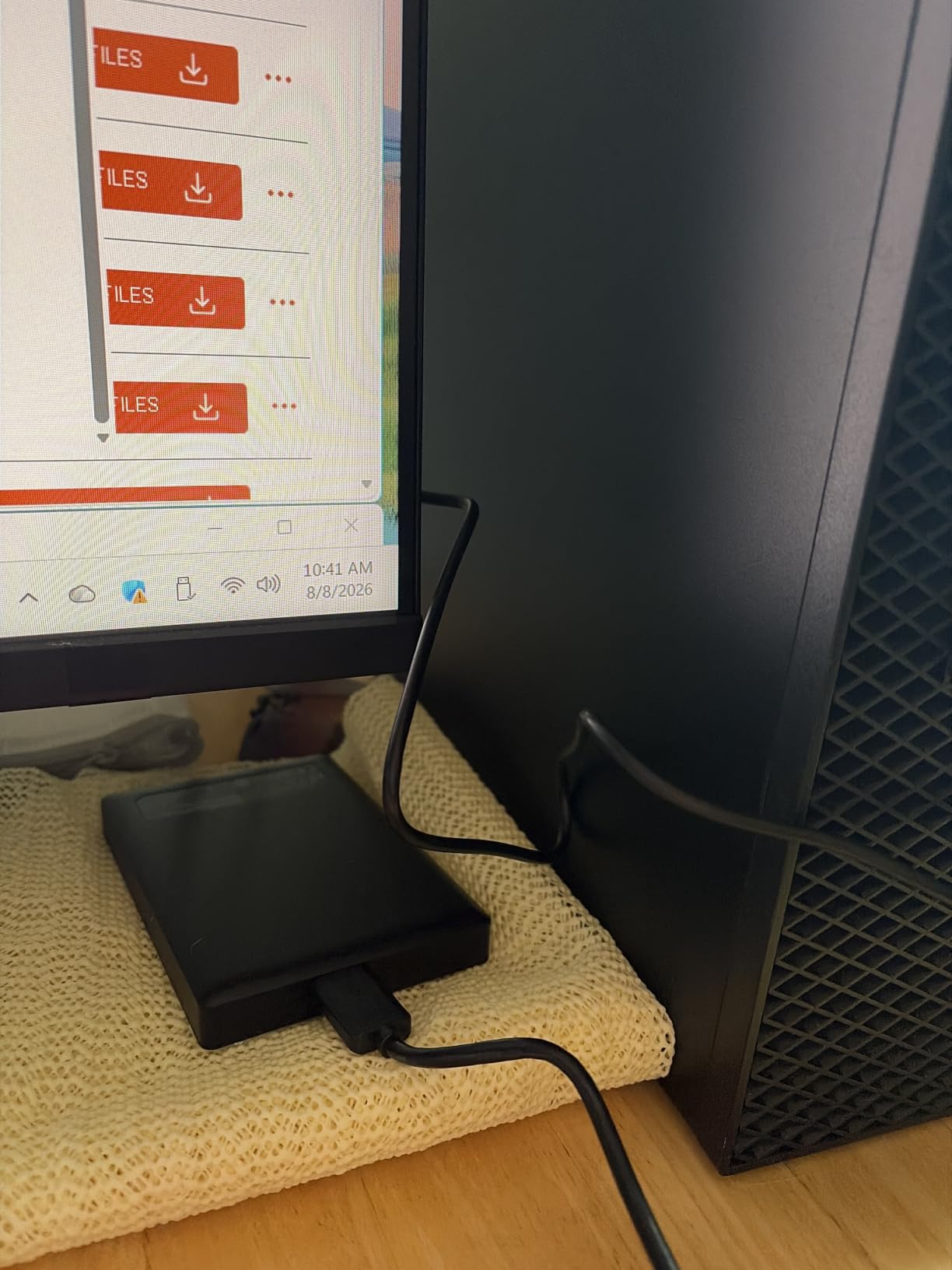 Seagate 2TB Portable Hard Drive | USB 3.0 (STGX2000400) customer photo 2