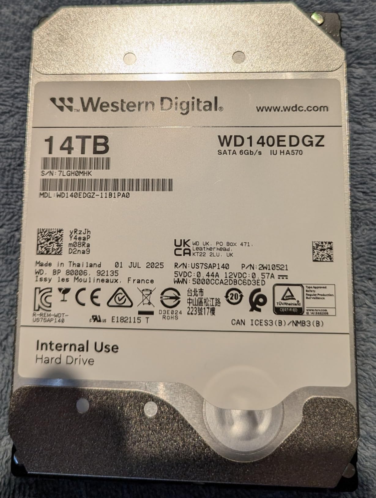 Western Digital 8TB Elements Desktop External Hard Drive, USB 3.0 external hard drive for plug-and-play storage - Western DigitalBWLG0080HBK-NESN, Black customer photo 1