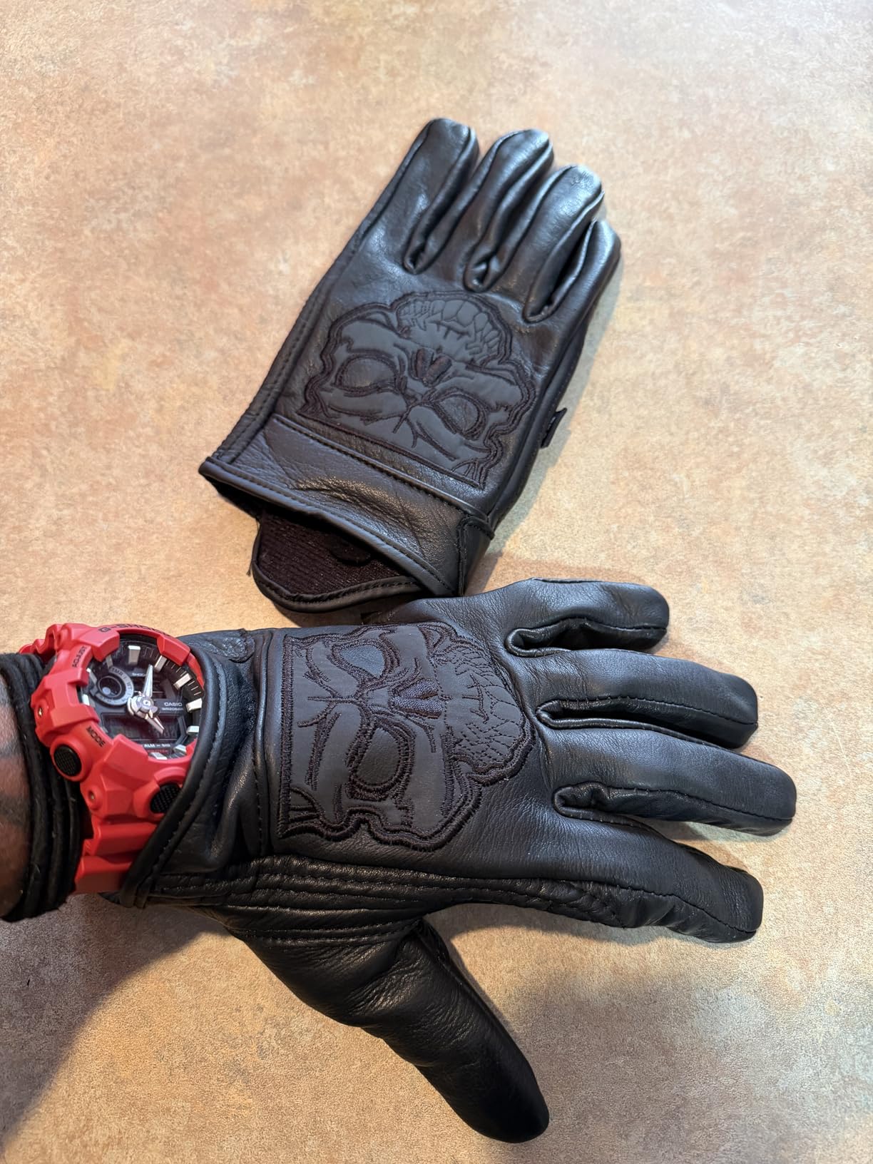 Milwaukee Leather Men's Black Leather ‘Reflective Skull’ Motorcycle Hand Gloves W/Gel Padded Palm MG7570 customer photo 1