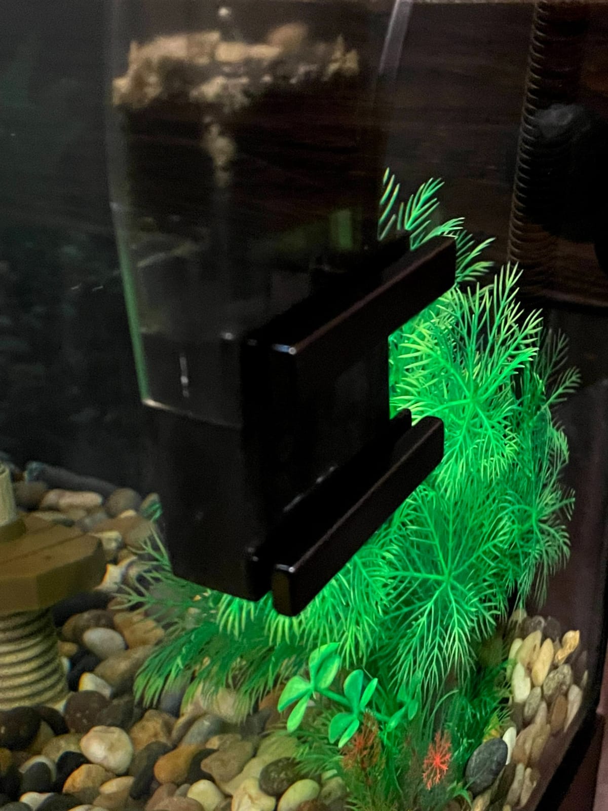 Aquatop Aquarium Surface Skimmer – 65 GPH Flow Rate – Efficient Waste Removal – Ideal for Tanks Up to 100 Gallons – Ideal for Freshwater & Saltwater Compatible customer photo 2