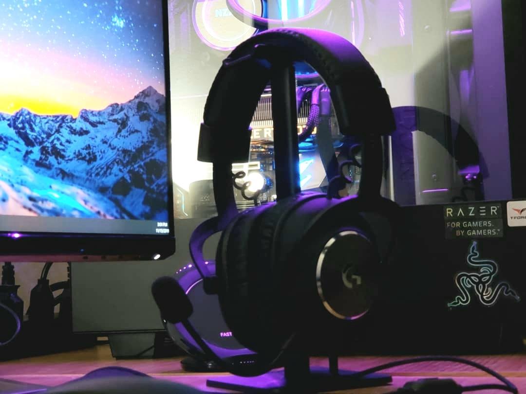 Logitech G PRO X Wired Gaming Headset - Black customer photo 1