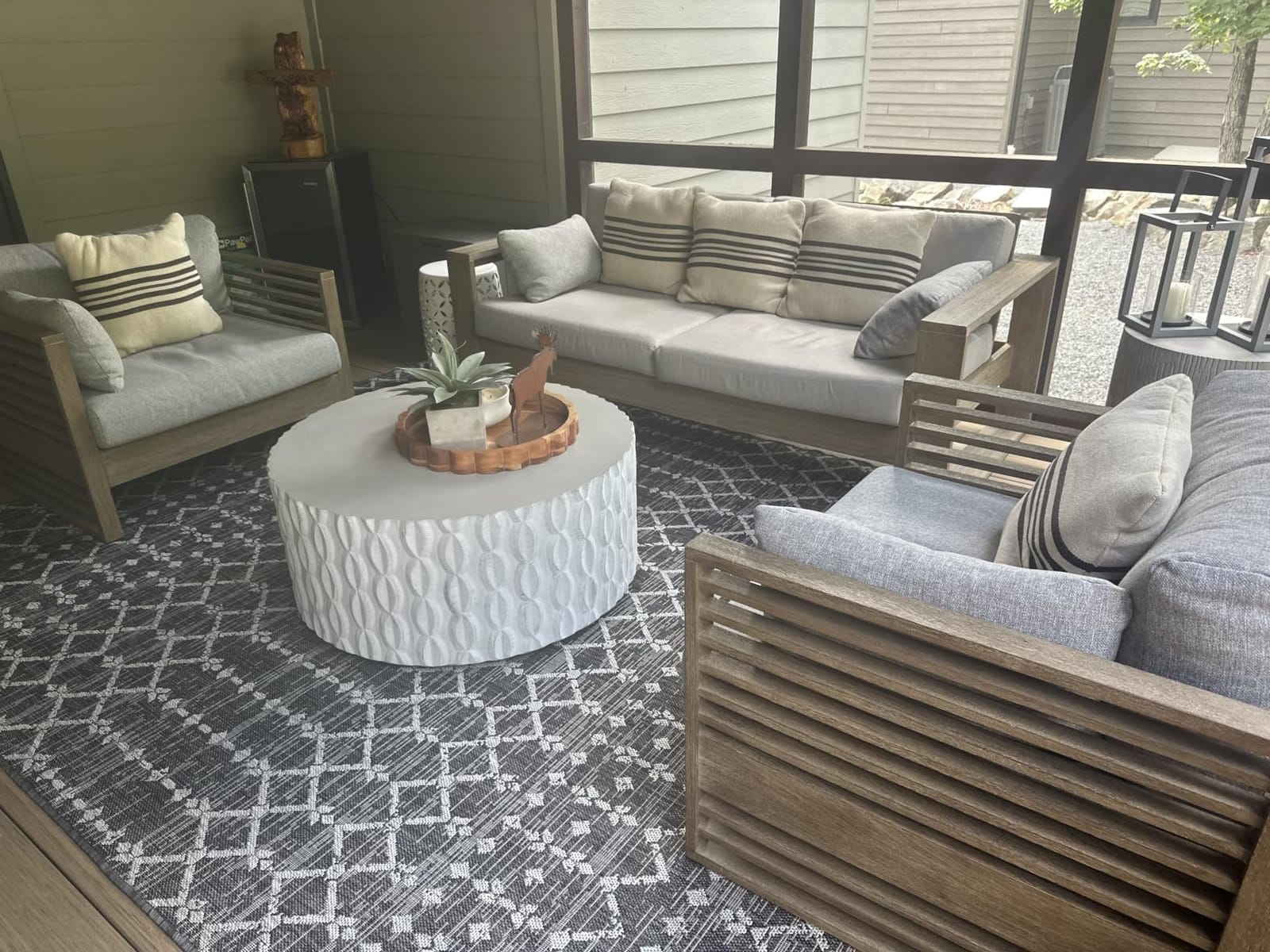 JONATHAN Y Moroccan Geometric Indoor Outdoor Area Rug 8X10 Natural/Black, Ourika Textured Weave for Backyard, Patio, Porch, Easy-Cleaning, High Traffic, Pet-Friendly, Non-Shedding (SMB108D-8) customer photo 2