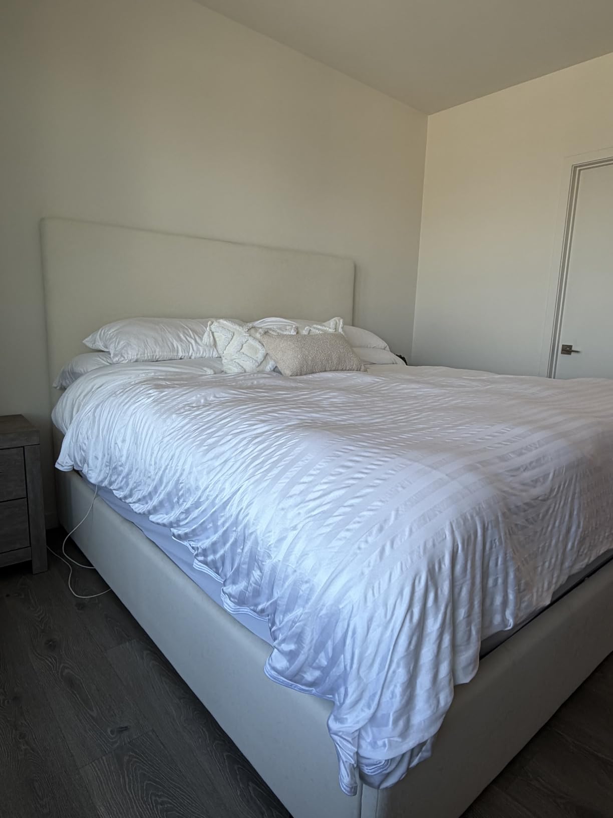 Elegear Arc-Chill 3.0 Cooling Blankets for Hot Sleepers, Cool Throw, Blue customer photo 2