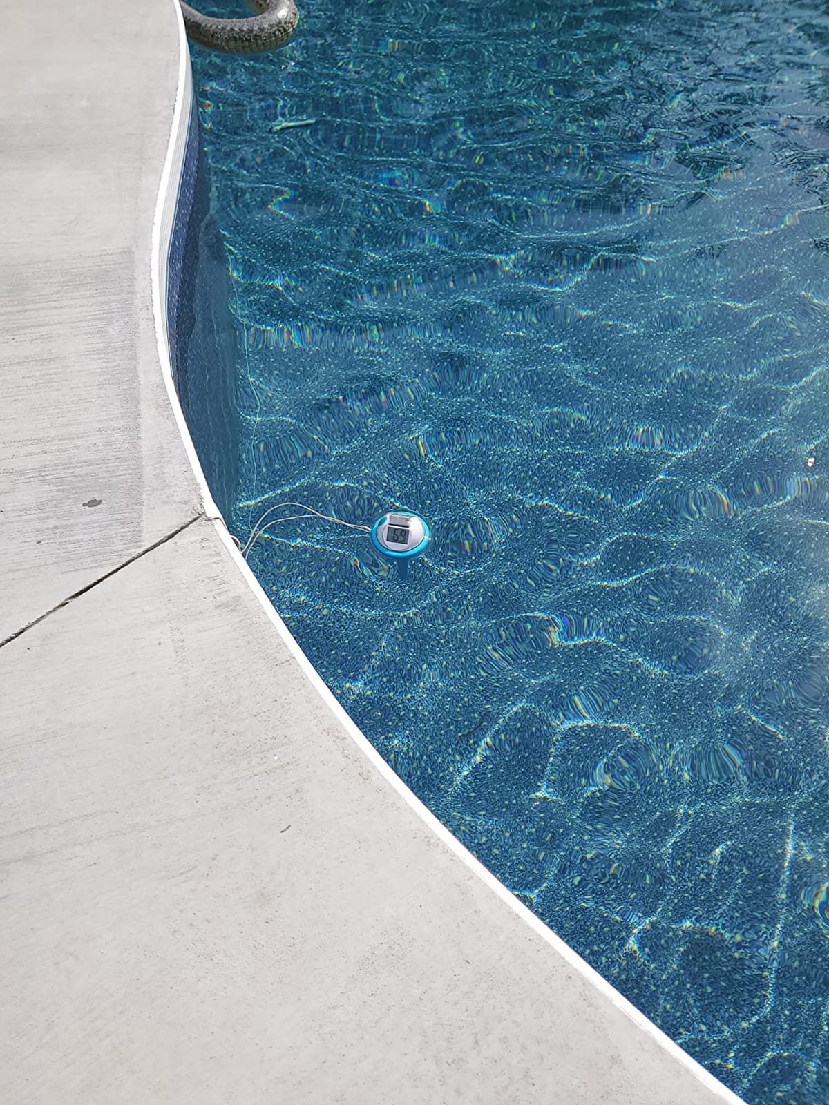 GAME | Solar Digital Floating Pool & Spa Thermometer | Dual LCD Display customer photo 1