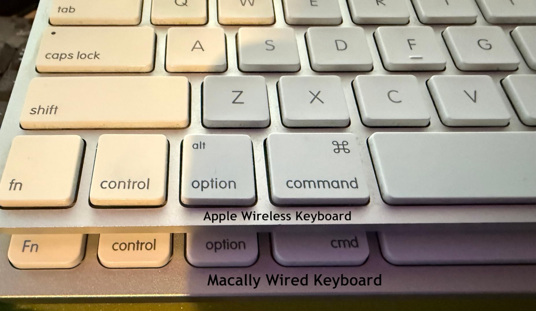 Macally Small USB Wired Keyboard for Mac and Windows - 78 Scissor Keys, 13 Shortcut Compatible Apple Keyboard - Mini Compact USB Computer Keyboard That Saves Space and Looks Great - Space Grey customer photo 1