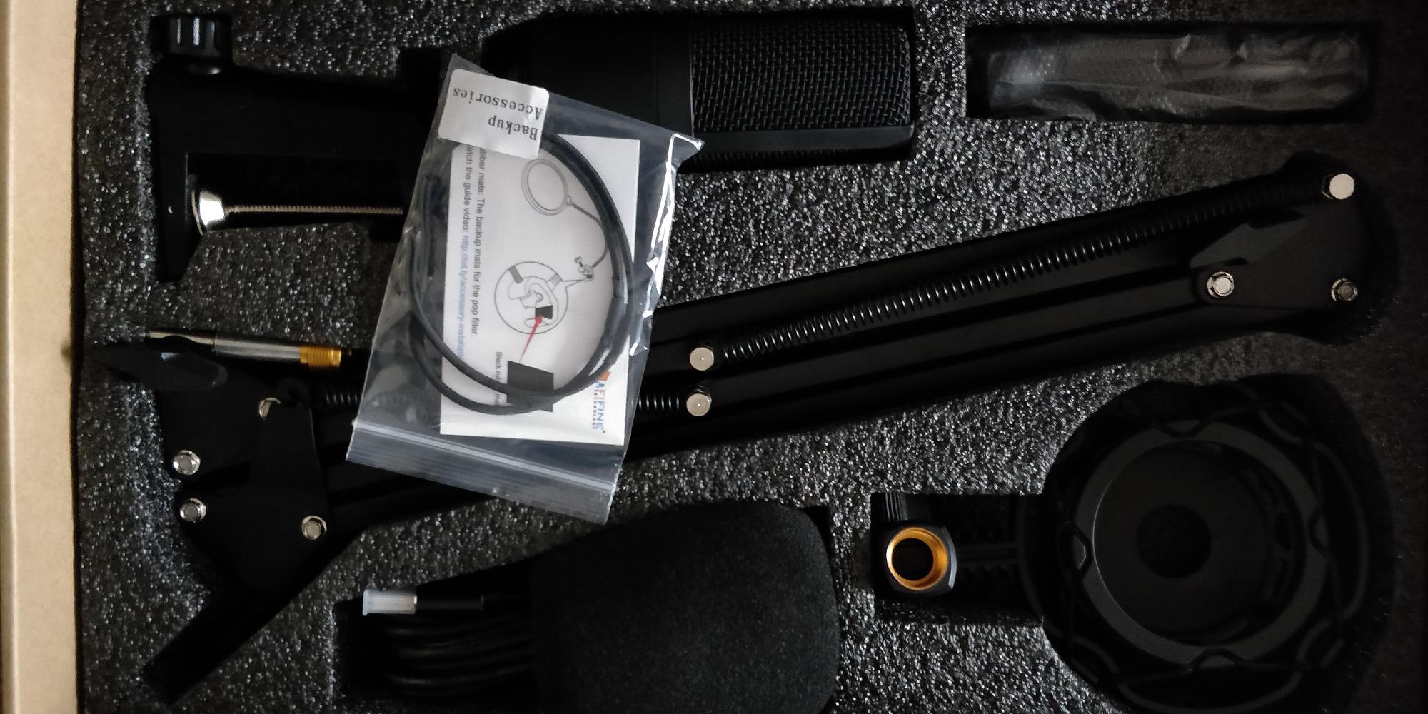 FIFINE T669 Studio Condenser USB Microphone for Recording Podcasting customer photo 2