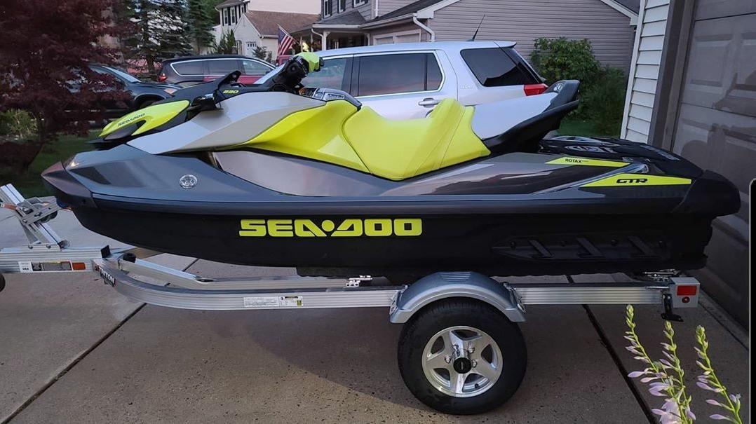 Sea-Doo OEM 3.4 US Gal (13 L) Removable Storage Bin Organizer, 295100814 customer photo 1