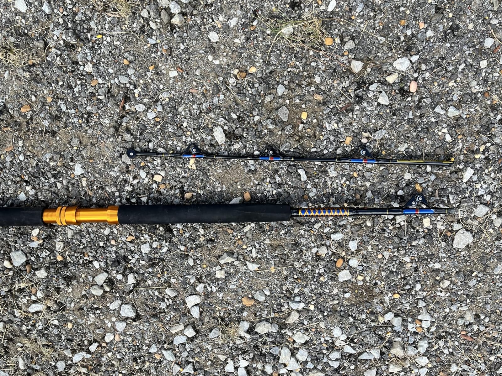 Fiblink Saltwater Fishing Trolling Rod 1 Piece/2 Piece Heavy Roller Rod Big Game Conventional Boat Fishing Pole with Roller Guides (30-50lb/50-80lb/80-120lb,5'6