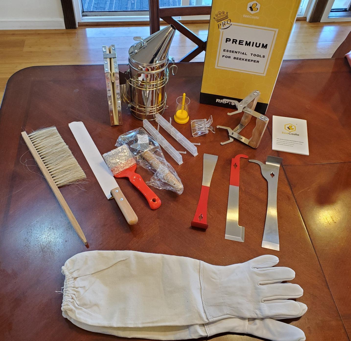 BeeCastle 14 Pcs Beekeeping Tools Starter Kit, Bee Keeping Supplies-All Bee Hive Tools Kit with Organizer Tote and Beekeeping Gloves for Beginners and pro Beekeepers customer photo 2