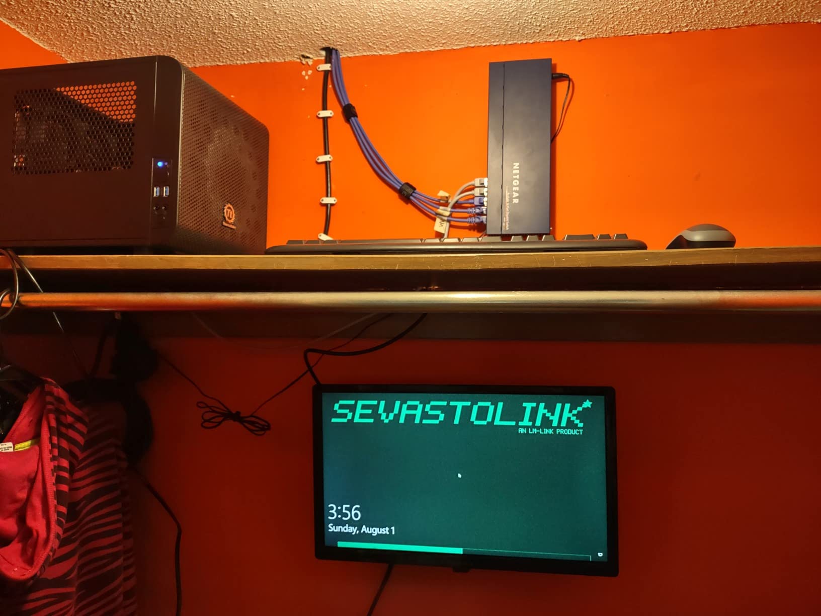 Seagate 8TB IronWolf Internal NAS Hard Drive | SATA 6 Gb/s (ST8000VNZ04) customer photo 2