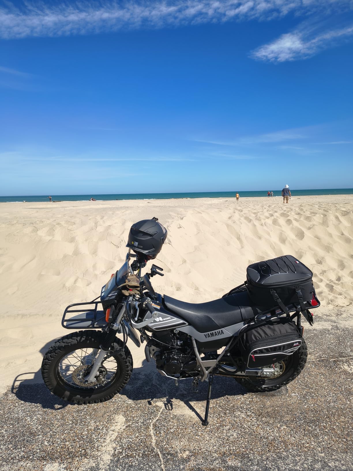 KEMIMOTO Motorcycle Tail Bag, Dual Use Motorcycle Rear Seat Bag with Waterproof Rain Cover, 22L-34L Expandable Motorbike Helmet Bag Luggage Storage Backpack with 6 straps customer photo 2
