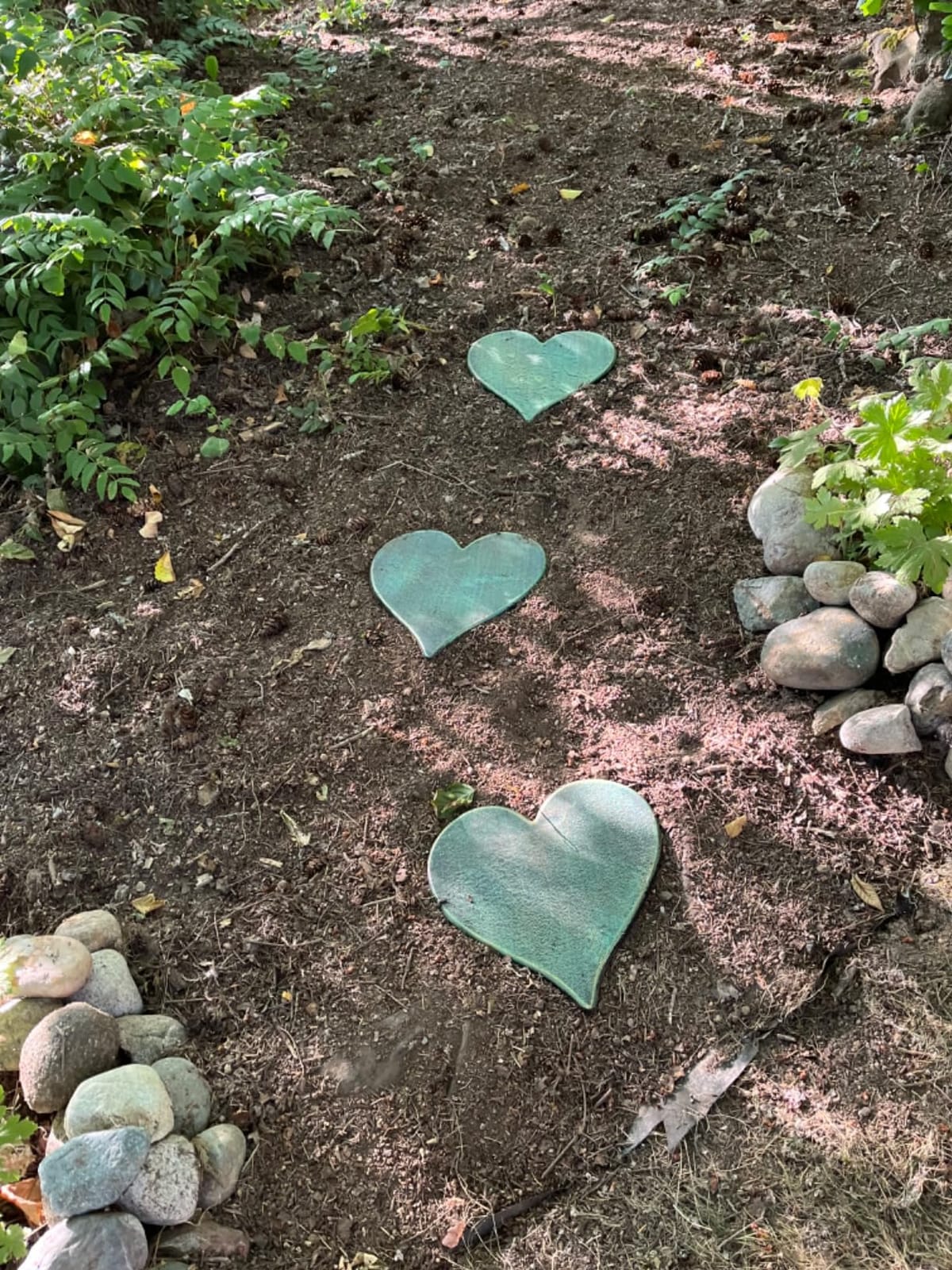 Sunset Vista Designs Garden Path Cast Iron Stepping Stone, 12' x 12
