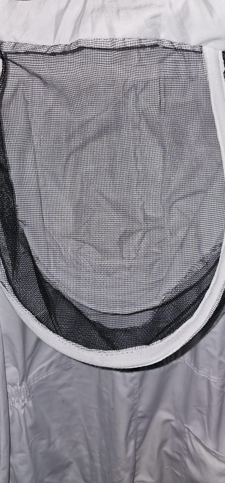 LONGADS Bee Suit for Men, Full Body Beekeeper Suit with Gloves and Veil XXL customer photo 1