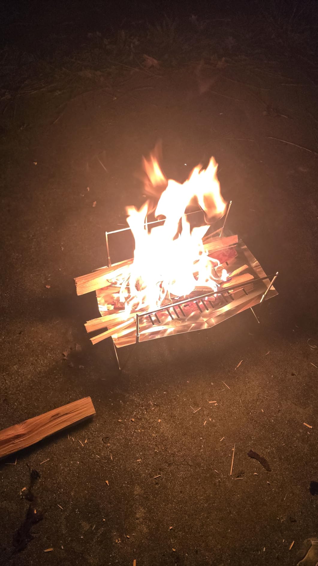 Tokyo Camp HAKOSUKA Portable Fire Pit, Stainless Steel Foldable Wood Grill customer photo 2