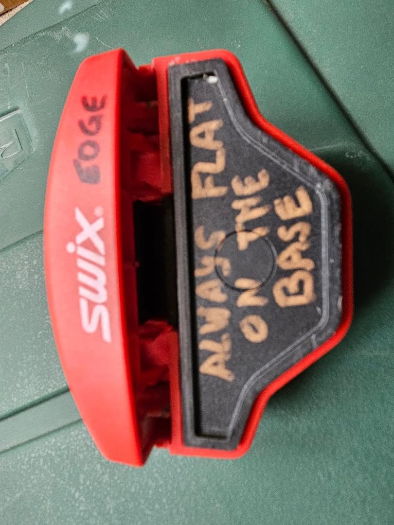 Swix Base-Side Multi Edge Ski & Snowboard Tuning Tool with Metal File – 9 Adjustable Angles for Base & Side Edge Sharpening – Multi Edger, Snowboard Edge Sharpener & Base Bevel Guide customer photo 2