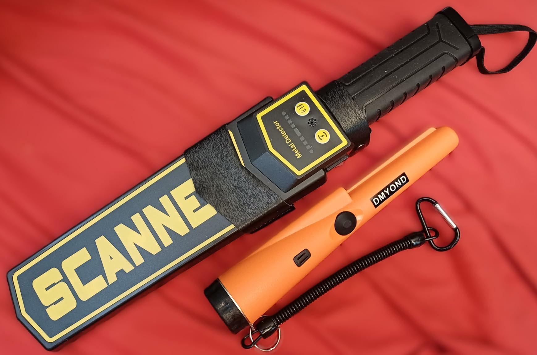 Dmyond Metal Detector Pinpointer, Professional Waterproof with 9V Battery | High Sensitivity 360° Detection Handheld Pin Pointer Wand, Search Treasure Pinpointing Finder Probe for Adults & Kids, Orange customer photo 2
