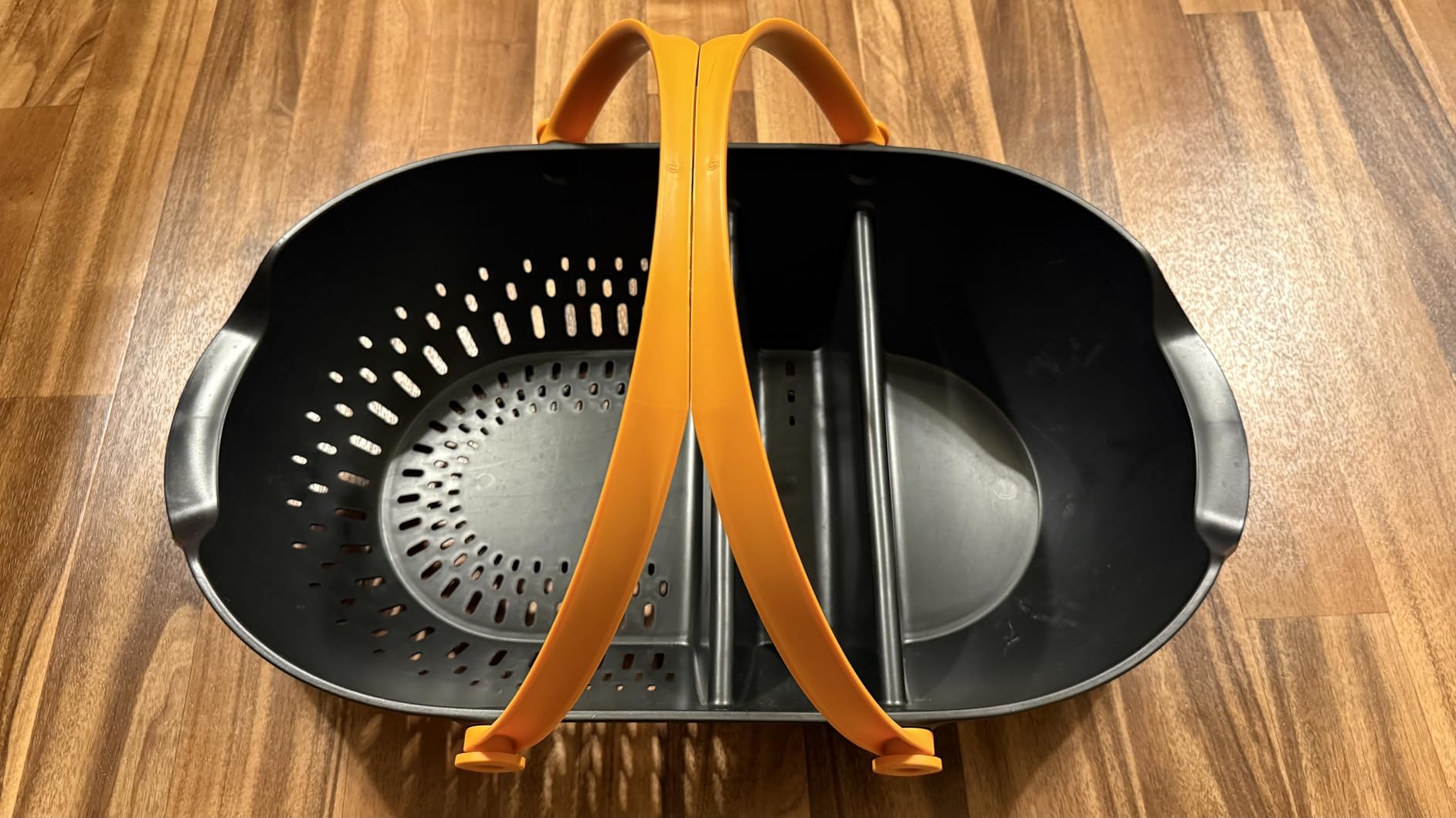Fiskars Garden Harvest Basket with Tool Caddy, Container for Gardening customer photo 2