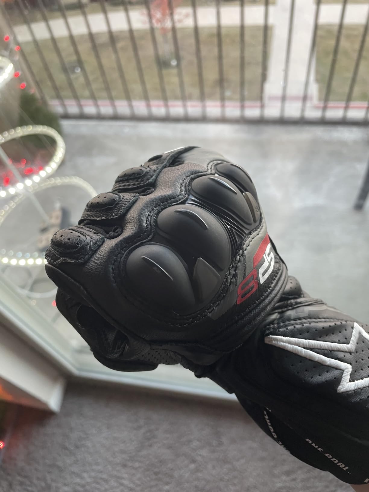 Alpinestars SP-8 V3 Gloves, Full Gauntlet Leather, CE-Certified, Race-Inspired Fit, Knuckle Protection, Reinforced Palm, Multi-Panel Construction customer photo 2