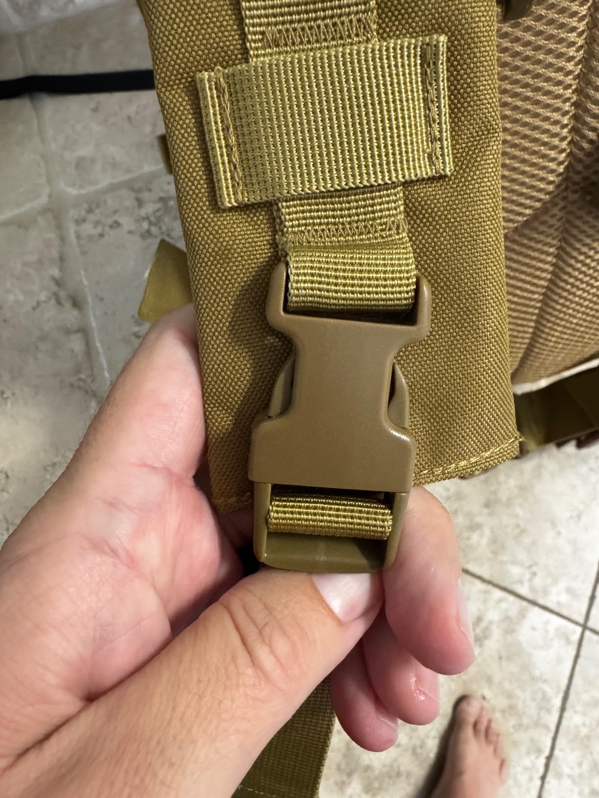 EVERLIT Complete 72 Hours Earthquake Bug Out Bag Emergency Survival Kit for Family. Be Prepared for Hurricanes, Floods, Tsunami, Other Disasters customer photo 2