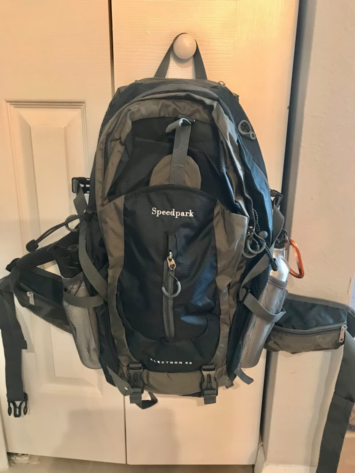 SPEEDPARK 40L Hiking Backpack, Lightweight Camping Daypack with Rain Cover customer photo 2