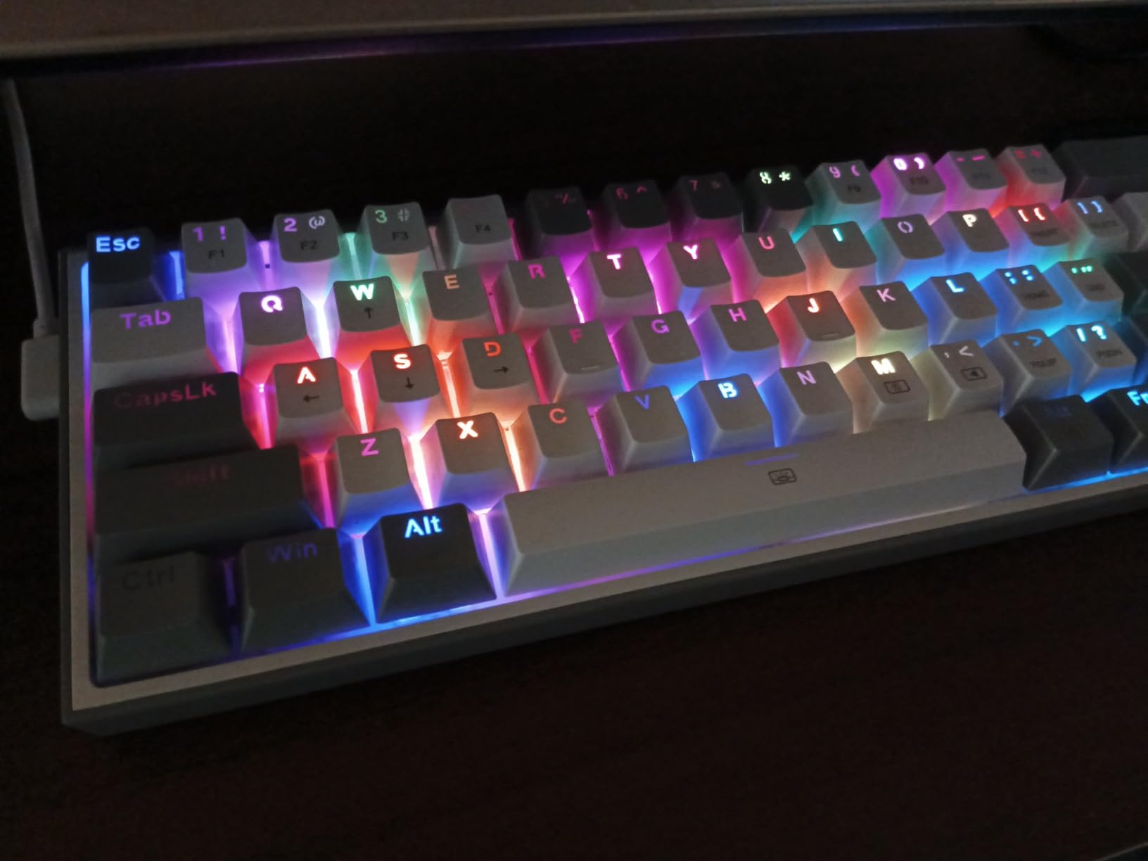 Redragon K617 Wired 60% Compact Hot-Swap RGB Gaming Mechanical Keyboard customer photo 2