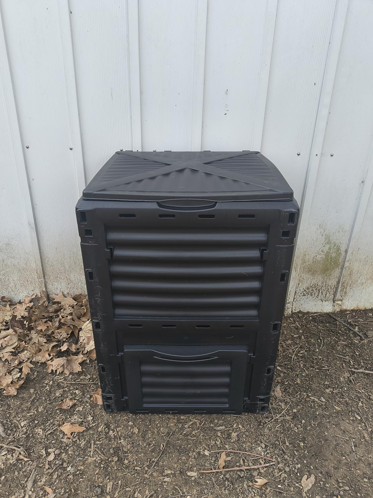 F2C 80Gal Compost Bin with Gloves, Large Outdoor Compost Box, Flip Lid & Bottom Exit Door, Aerating BPA Free Composter for Backyard Garden (Black) customer photo 2