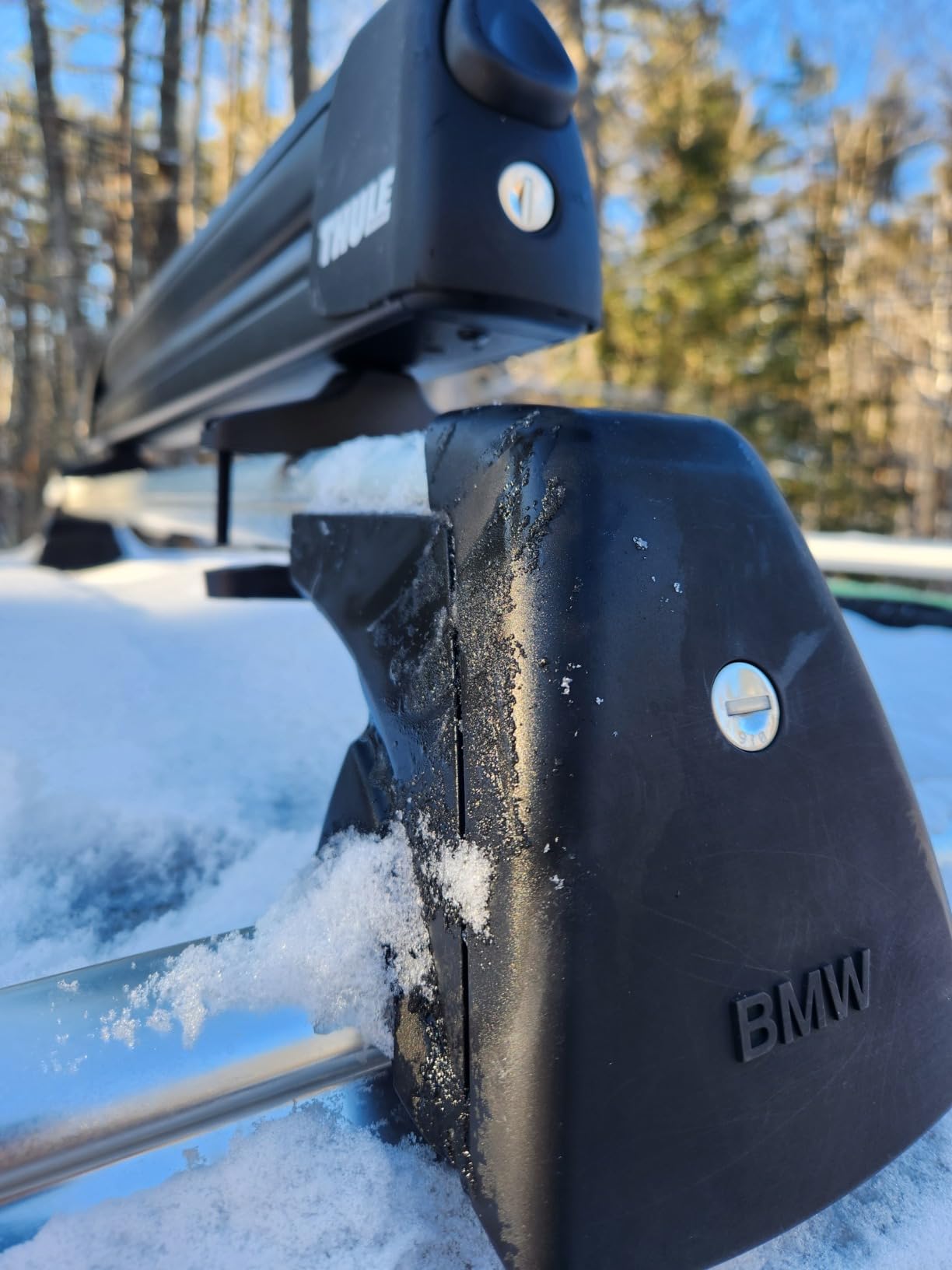 Thule Ski & Snowboard Rack Carrier customer photo 1
