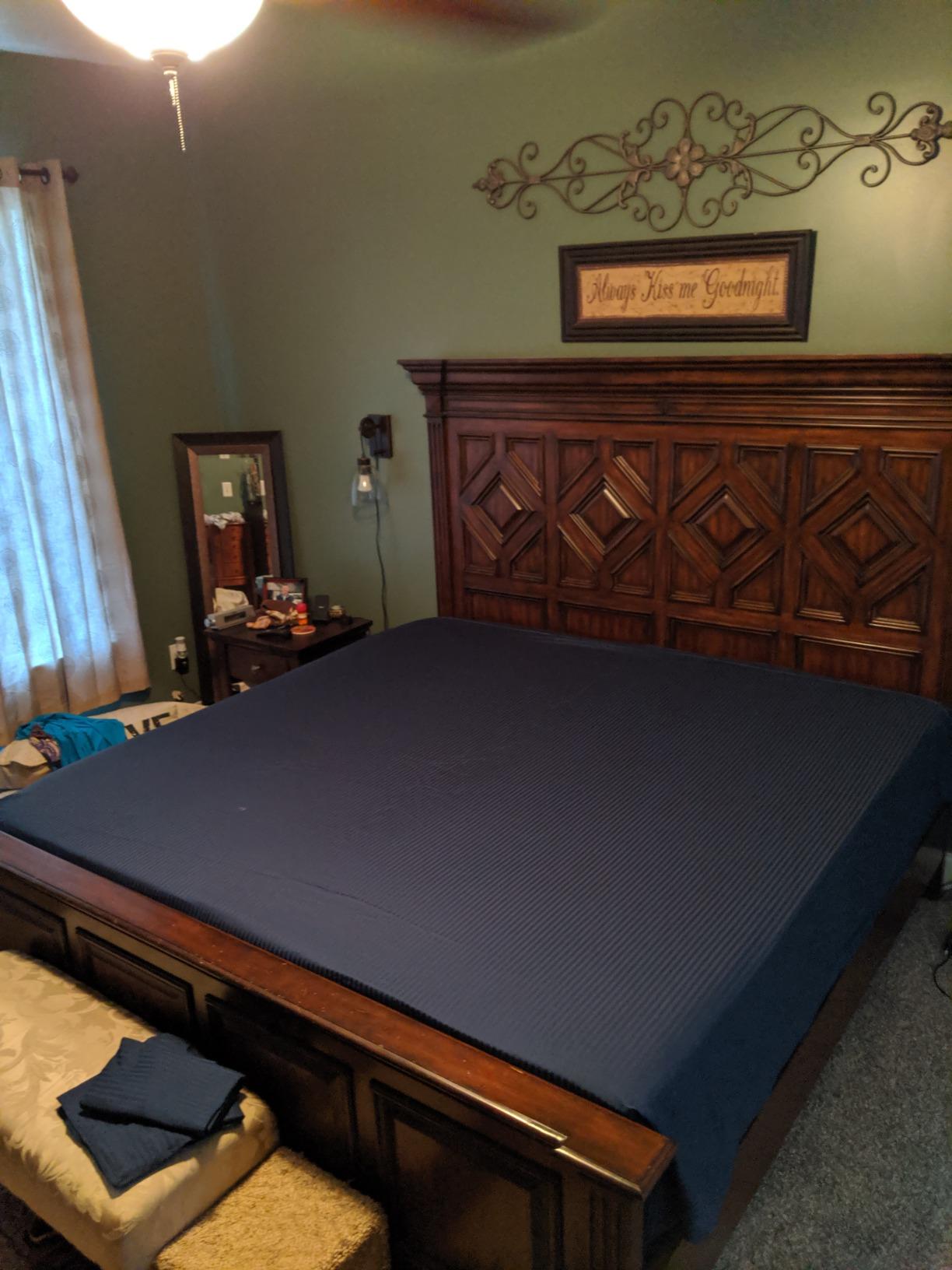 Sven & Son Harmony Adjustable Bed Base, Head and Foot Lift, Massage, Under-Bed Lights, USB, Gel Memory, Zero Gravity Smart Frame - Full + 14 inch Hybrid Spring Matt (Medium Soft) customer photo 2