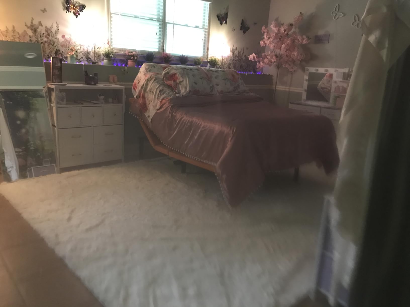 Split King Adjustable Bed Frame with Mattress - 14” Luxury Hybrid Mattress customer photo 2