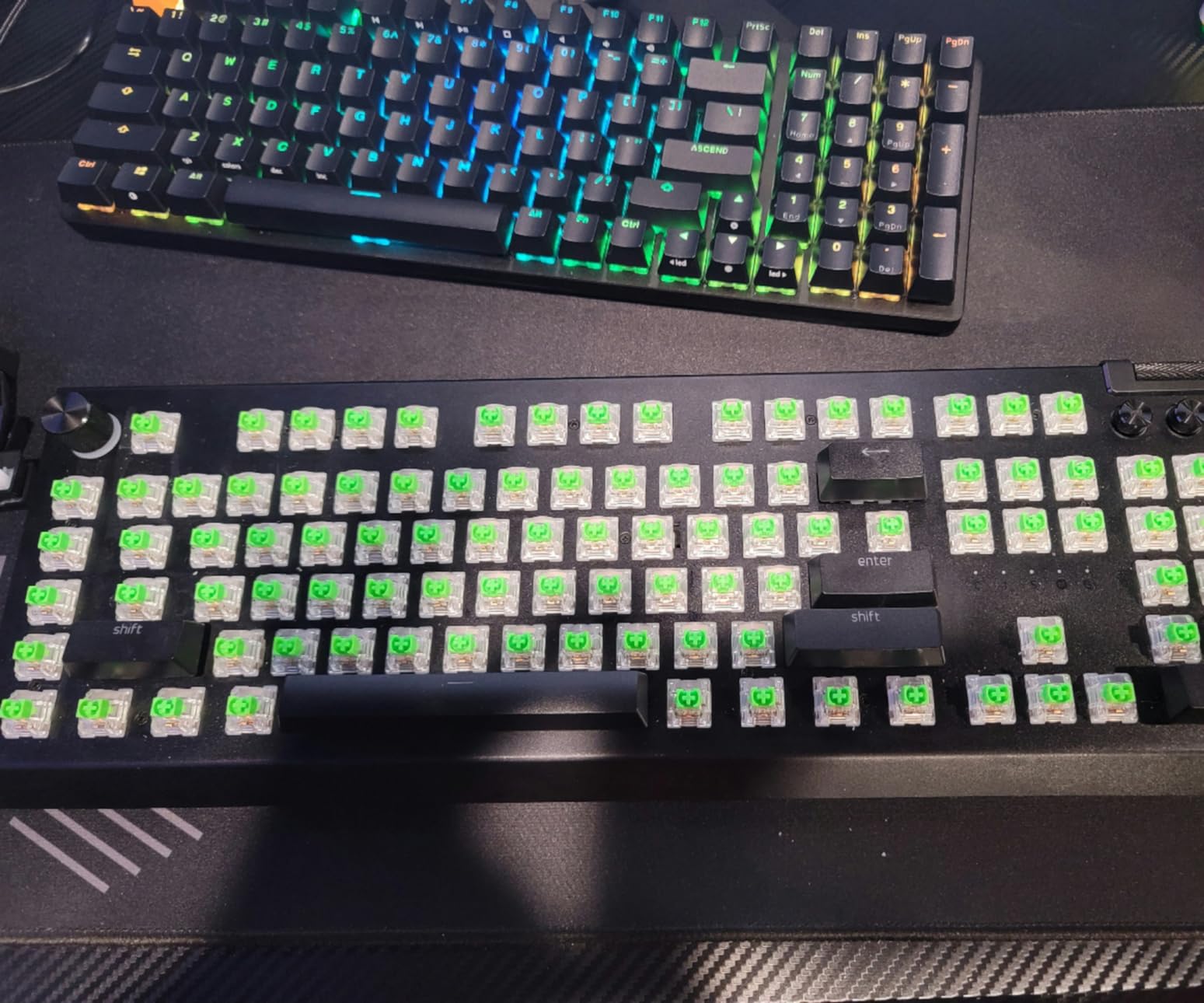 GLORIOUS GMMK 2 Gaming Mechanical Keyboard - Hotswap Cherry Mx Style Linear Switches- Full Size Wired Keyword- Double Shot Keycaps, RGB - PC Setup Accessories - 96%, Black customer photo 1