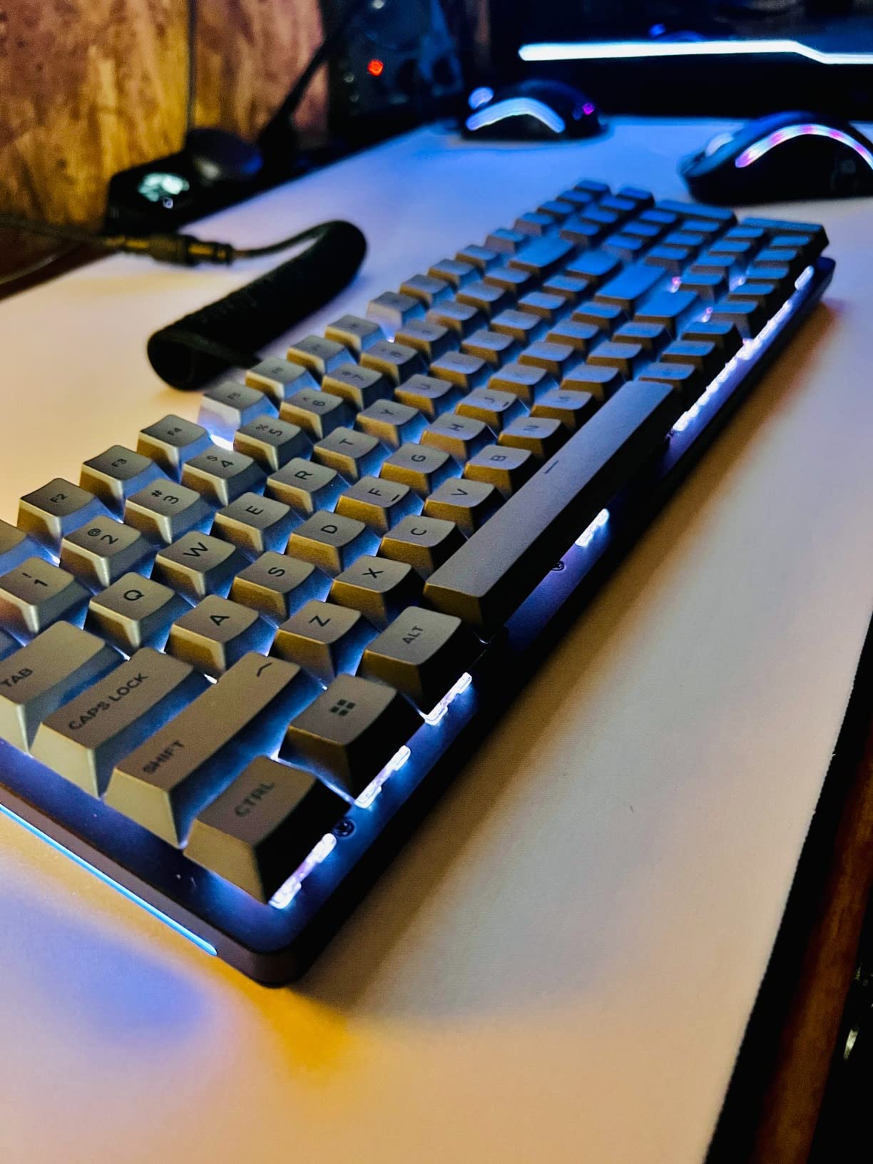 GLORIOUS GMMK 2 Gaming Mechanical Keyboard - Hotswap Cherry Mx Style Linear Switches- Full Size Wired Keyword- Double Shot Keycaps, RGB - PC Setup Accessories - 96%, Black customer photo 2