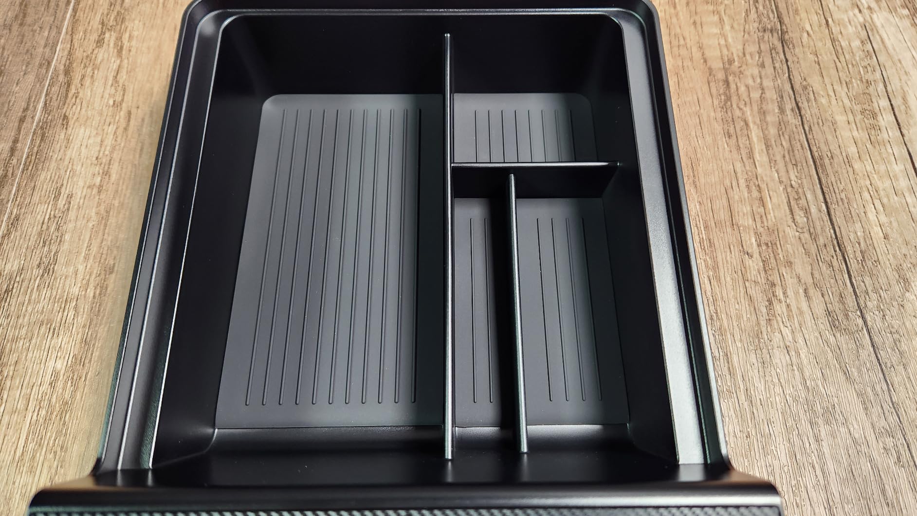 Spigen Center Console Organizer for Legacy Tesla Model Y & 3 customer photo 2